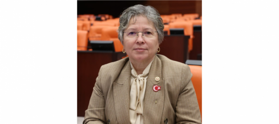 Nurten Yontar: Öğretmene Şiddet Geleceğe Vurulan Bir Darbedir.  - GÜNDEM - İnternetin Ajansı