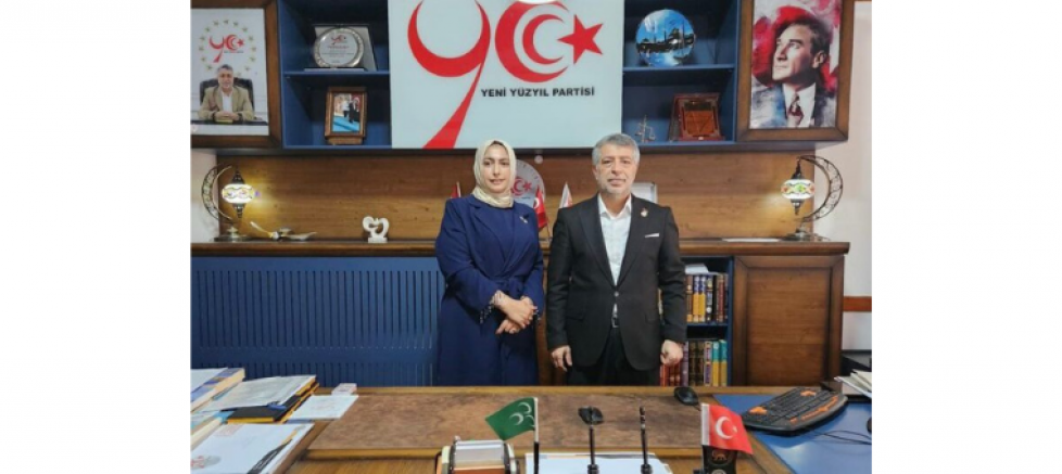 Yeni Yüzyıl Partisi Kadın Kolları’nda Bayrak Değişimi - GÜNDEM - İnternetin Ajansı